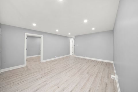 Tiny photo for 3723 W 104th Street, Chicago, IL 60655 (MLS # 12486631)