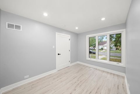 Tiny photo for 3723 W 104th Street, Chicago, IL 60655 (MLS # 12486631)