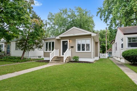 Tiny photo for 3723 W 104th Street, Chicago, IL 60655 (MLS # 12486631)