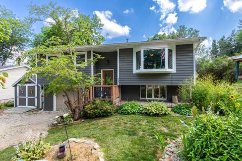 Photo of 204 Chestnut Street, Leclaire, IA 52753 (MLS # 12727426)
