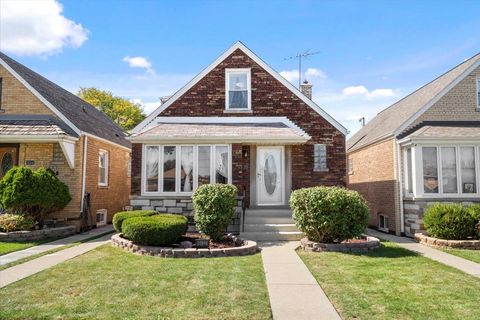 Tiny photo for 5152 S Lawler Street, Chicago, IL 60638 (MLS # 12487118)