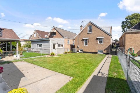 Tiny photo for 5152 S Lawler Street, Chicago, IL 60638 (MLS # 12487118)