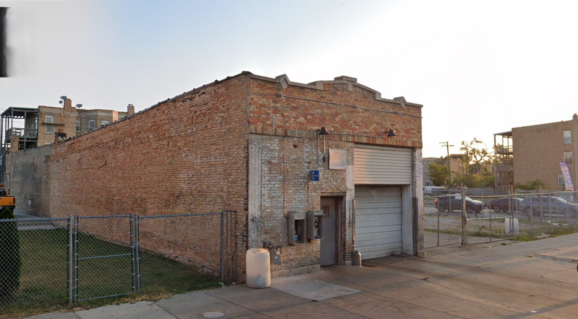 3006 W Roosevelt Road