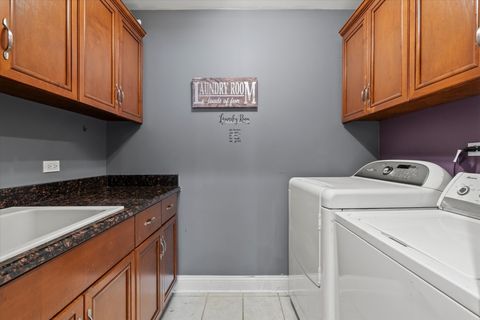 Tiny photo for 6241 W 80Th Street, Burbank, IL 60459 (MLS # 12486772)