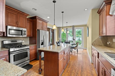 Tiny photo for 6241 W 80Th Street, Burbank, IL 60459 (MLS # 12486772)