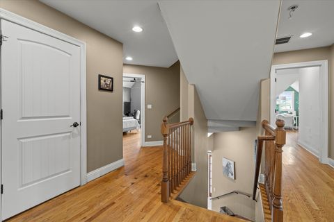 Tiny photo for 6241 W 80Th Street, Burbank, IL 60459 (MLS # 12486772)