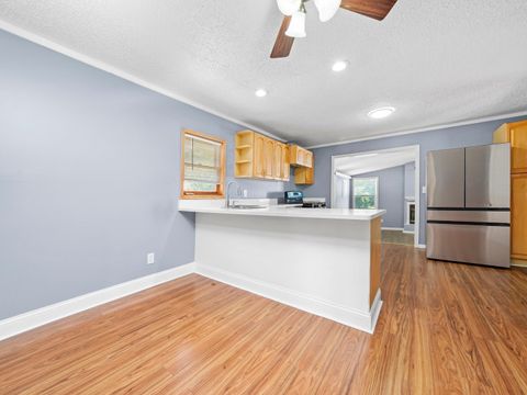Tiny photo for 520 W Johnson Street, Utica, IL 61373 (MLS # 12457335)