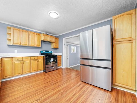 Tiny photo for 520 W Johnson Street, Utica, IL 61373 (MLS # 12457335)
