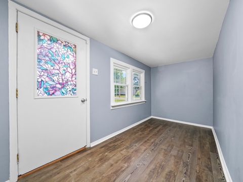 Tiny photo for 520 W Johnson Street, Utica, IL 61373 (MLS # 12457335)