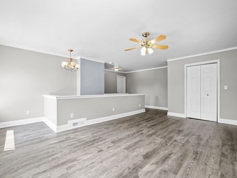 Tiny photo for 520 W Johnson Street, Utica, IL 61373 (MLS # 12457335)