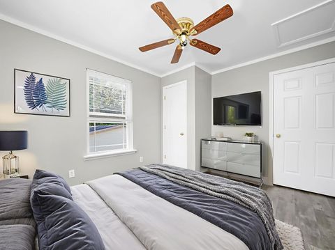 Tiny photo for 520 W Johnson Street, Utica, IL 61373 (MLS # 12457335)