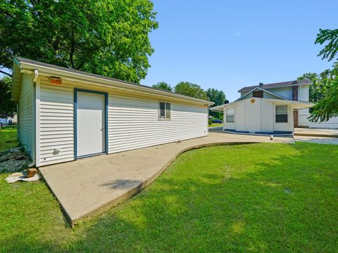 Tiny photo for 520 W Johnson Street, Utica, IL 61373 (MLS # 12457335)