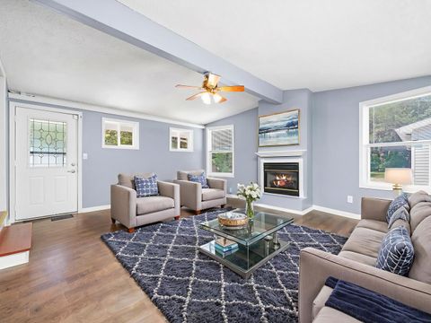 Tiny photo for 520 W Johnson Street, Utica, IL 61373 (MLS # 12457335)