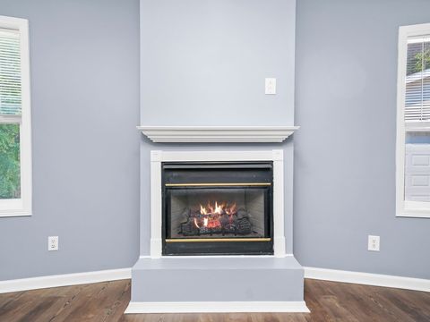 Tiny photo for 520 W Johnson Street, Utica, IL 61373 (MLS # 12457335)