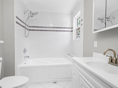 Tiny photo for 520 W Johnson Street, Utica, IL 61373 (MLS # 12457335)