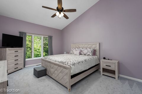 Tiny photo for 1014 Braemoor Drive #B, Downers Grove, IL 60515 (MLS # 12536530)