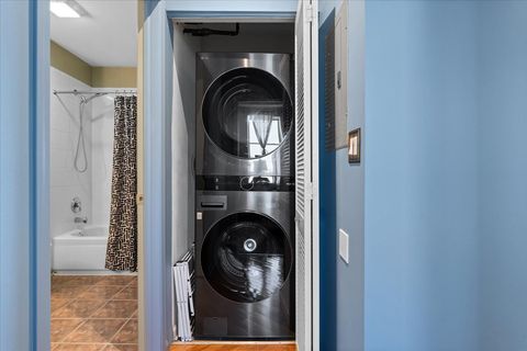 Tiny photo for 2337 W Wolfram Street #514, Chicago, IL 60618 (MLS # 12511286)