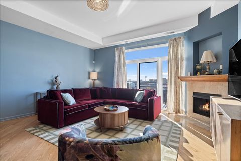 Tiny photo for 2337 W Wolfram Street #514, Chicago, IL 60618 (MLS # 12511286)