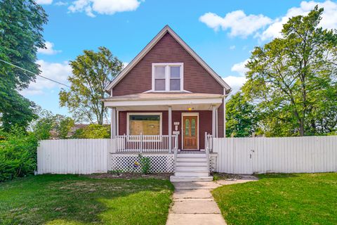 Photo of 72 E 136th Street, Riverdale, IL 60827 (MLS # 12379636)