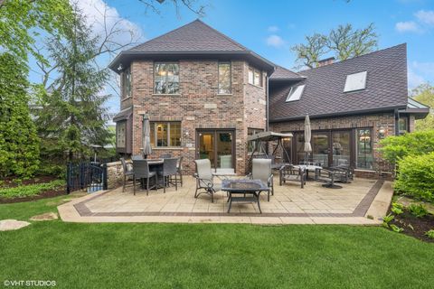 Tiny photo for 440 Woodside Avenue, Hinsdale, IL 60521 (MLS # 12551835)