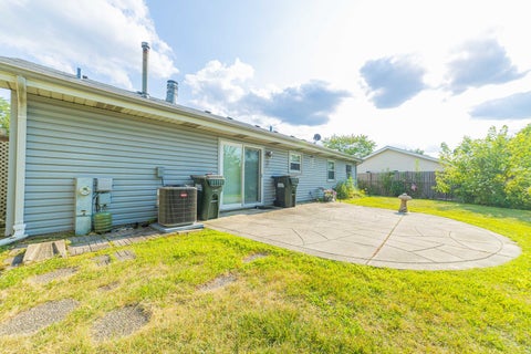 Tiny photo for 640 Rockhurst Road, Bolingbrook, IL 60440 (MLS # 12715360)