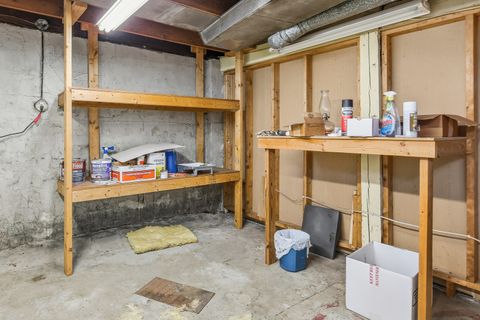 Tiny photo for 1917 33rd Street, Moline, IL 61265 (MLS # 12550400)