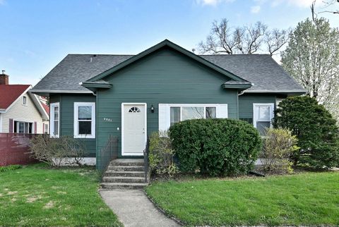 Photo of 2221 119th Place, Blue Island, IL 60406 (MLS # 12617873)