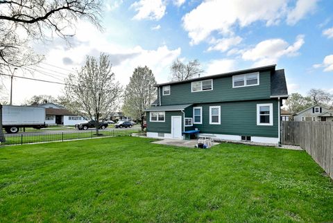 Tiny photo for 2221 119th Place, Blue Island, IL 60406 (MLS # 12617873)