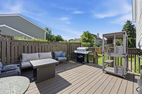 Tiny photo for 572 N Walnut Lane, Schaumburg, IL 60194 (MLS # 12726129)