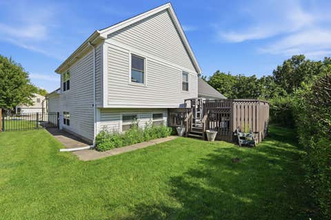 Tiny photo for 572 N Walnut Lane, Schaumburg, IL 60194 (MLS # 12726129)