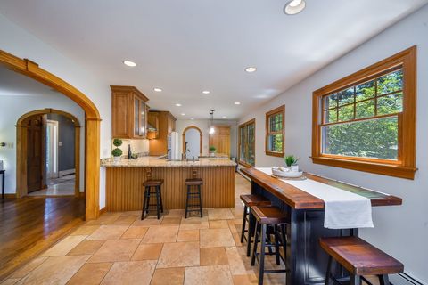 Tiny photo for 403 Meadowrue Lane, Batavia, IL 60510 (MLS # 12661581)