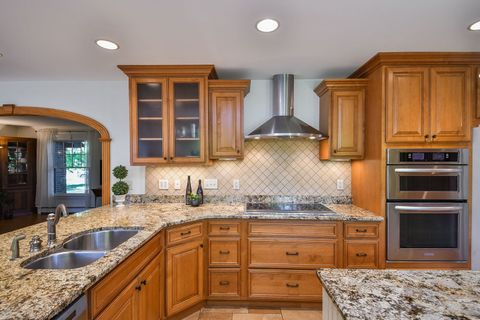 Tiny photo for 403 Meadowrue Lane, Batavia, IL 60510 (MLS # 12661581)