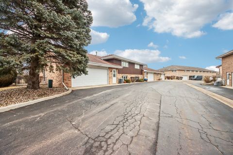 Tiny photo for 10515 Eagle Ridge Drive, Orland Park, IL 60467 (MLS # 12583732)