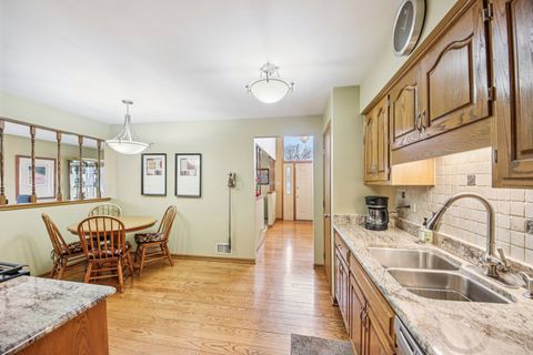 Tiny photo for 10515 Eagle Ridge Drive, Orland Park, IL 60467 (MLS # 12583732)