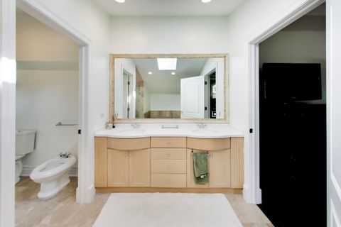 Tiny photo for 1414 Canterbury Lane, Glenview, IL 60025 (MLS # 12600191)