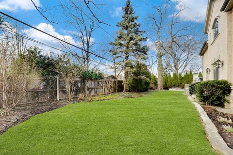 Tiny photo for 1414 Canterbury Lane, Glenview, IL 60025 (MLS # 12600191)