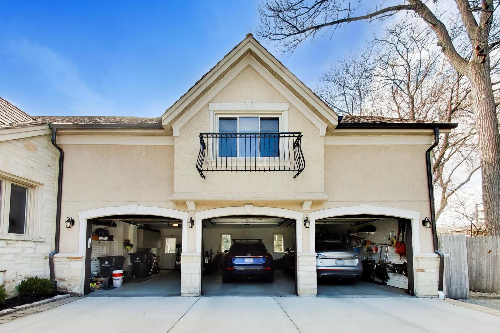 1414 Canterbury Lane