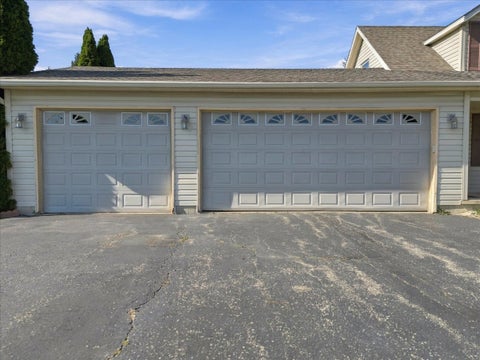 Tiny photo for 1905 Lakeview Lane, Dixon, IL 61021 (MLS # 12794085)
