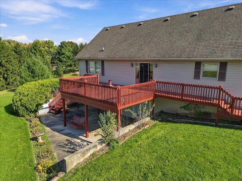 Tiny photo for 1905 Lakeview Lane, Dixon, IL 61021 (MLS # 12794085)