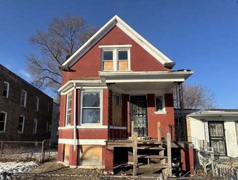 6744 S Bishop Street Chicago IL 60636