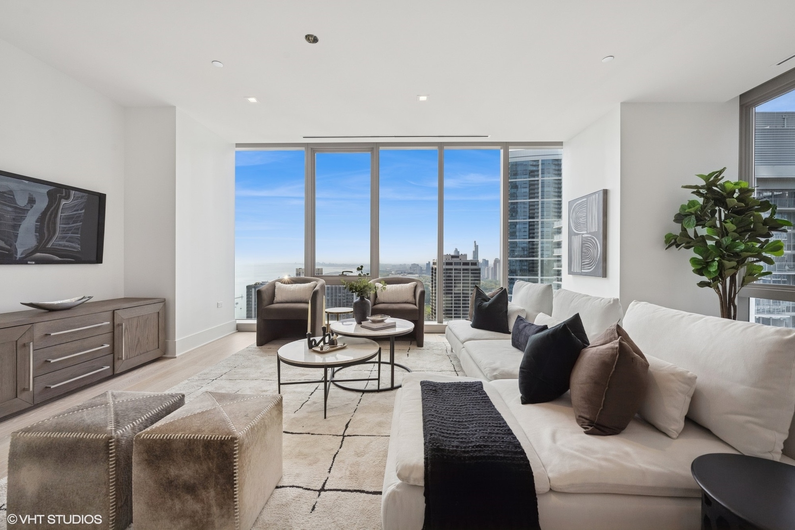 363 E Wacker Drive 3203