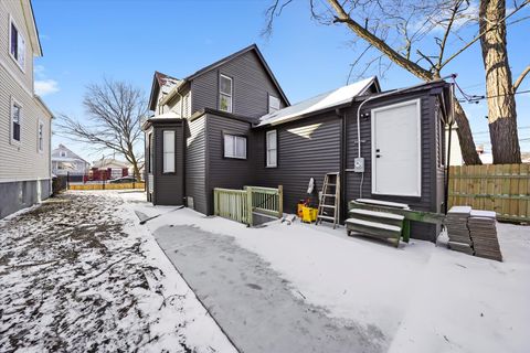 Tiny photo for 24 E 99th Place, Chicago, IL 60628 (MLS # 12553200)