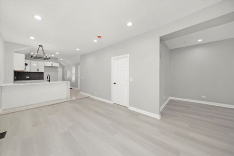 Tiny photo for 24 E 99th Place, Chicago, IL 60628 (MLS # 12553200)