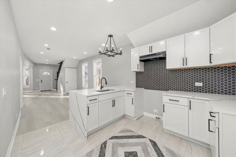 Tiny photo for 24 E 99th Place, Chicago, IL 60628 (MLS # 12553200)