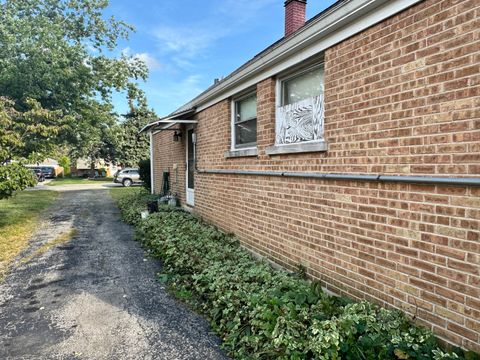 Tiny photo for 112 S Iowa Avenue, Addison, IL 60101 (MLS # 12485801)