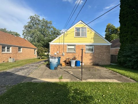 Tiny photo for 112 S Iowa Avenue, Addison, IL 60101 (MLS # 12485801)