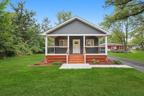 Photo of 1605 W Richton Road, Crete, IL 60417 (MLS # 12475877)