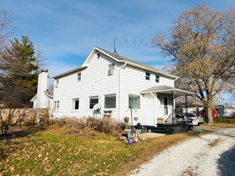 Tiny photo for 816 E Elm Street, Hoopeston, IL 60942 (MLS # 12520470)