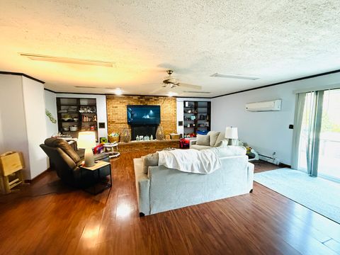 Tiny photo for 816 E Elm Street, Hoopeston, IL 60942 (MLS # 12520470)