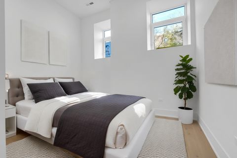 Tiny photo for 505 W Elm Street #5, Chicago, IL 60610 (MLS # 12605615)